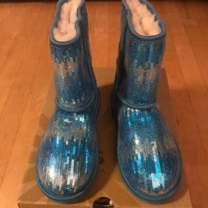 Ugg Kids Classic Short Sparkle Wave (Authentic)sz3
